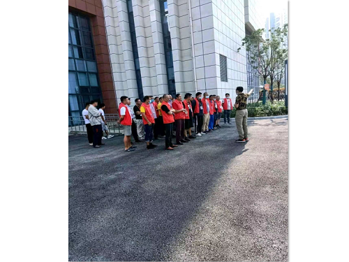学校搬迁